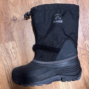 Kamik waterproof snow boots